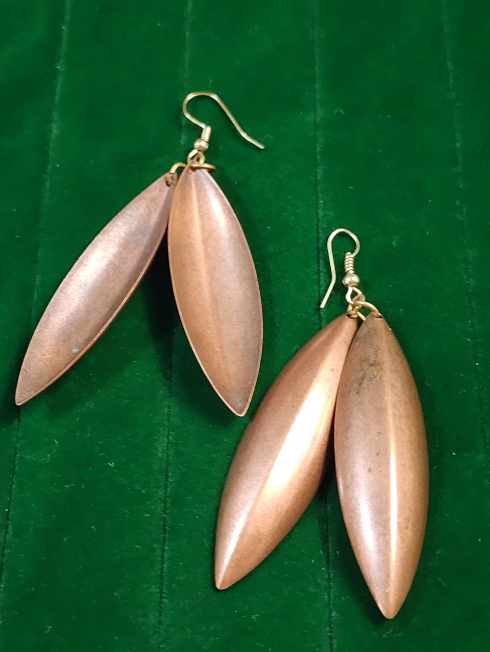 Vintage 80's Copper-Tone Leaf Drop Earrings